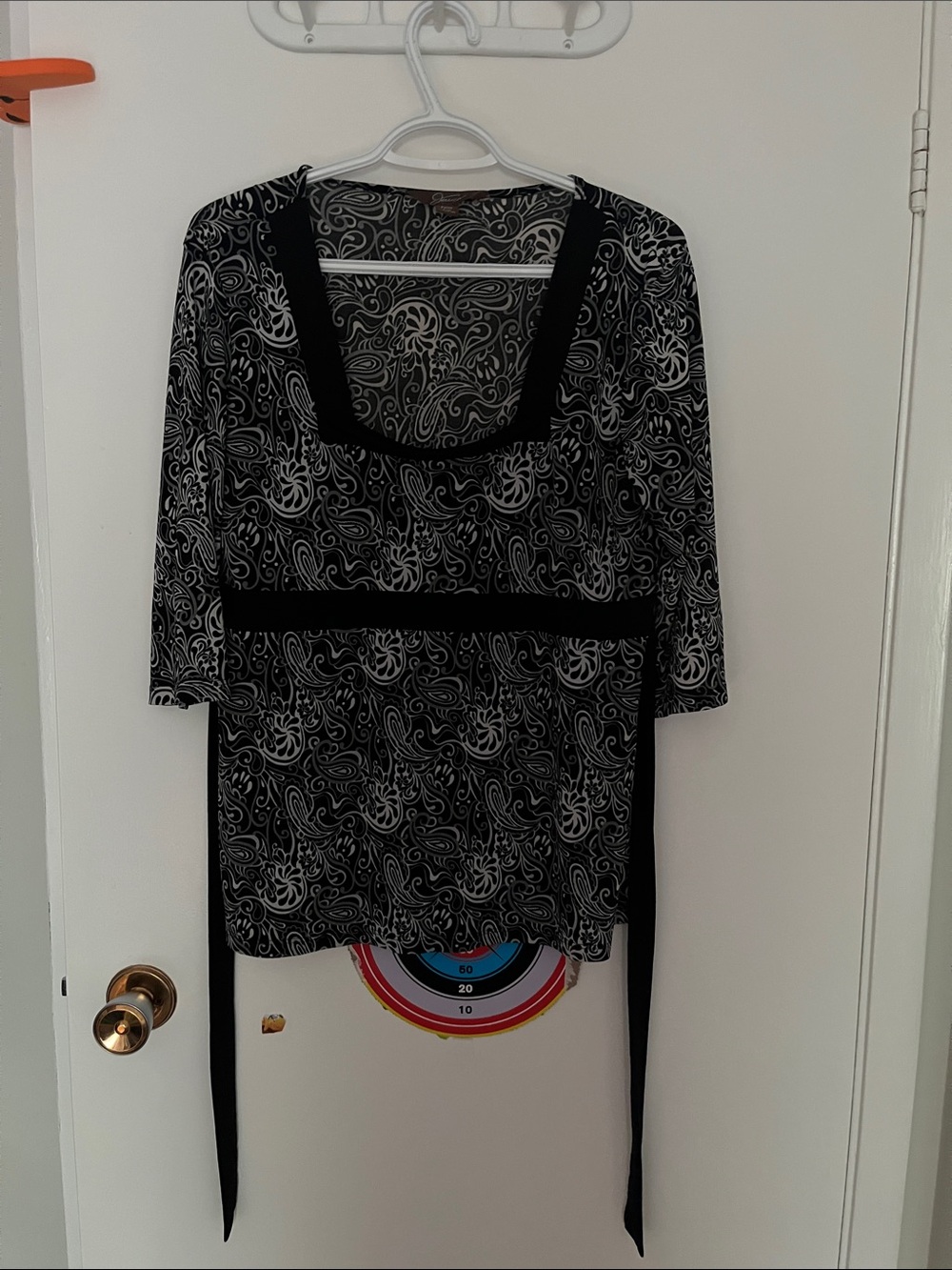 Jessica Black and White Paisley Blouse